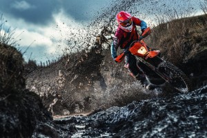 开云体育下载-乔治的死亡缠绕，当猛龙锋线在休斯顿筑起叹息之墙