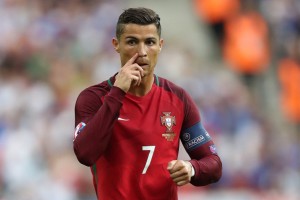 世界杯2026-北美雄鹰展翅高飞，迪亚斯闪耀全场，墨西哥完胜芬兰强势领跑D组