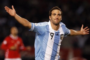 开云官网2026-浓眉表现堪称教科书，骑士决胜局带走勇士，篮球智慧与意志的终极胜利